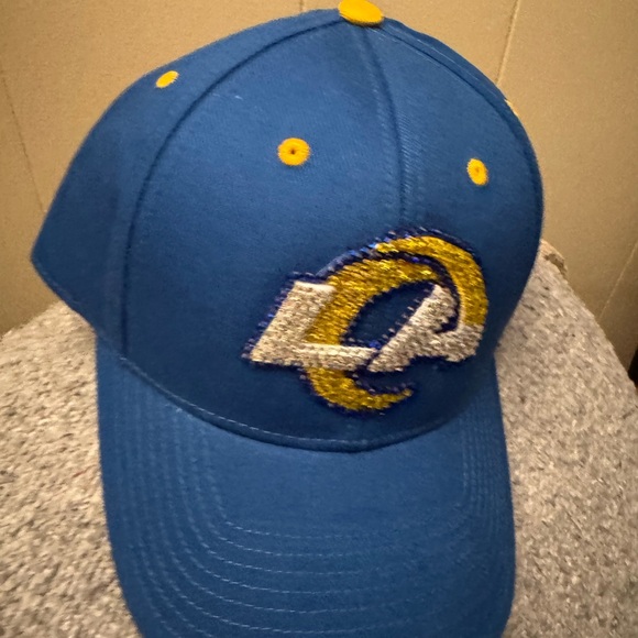 NWT Rhinestone Los Angeles Rams hat - Picture 2 of 4